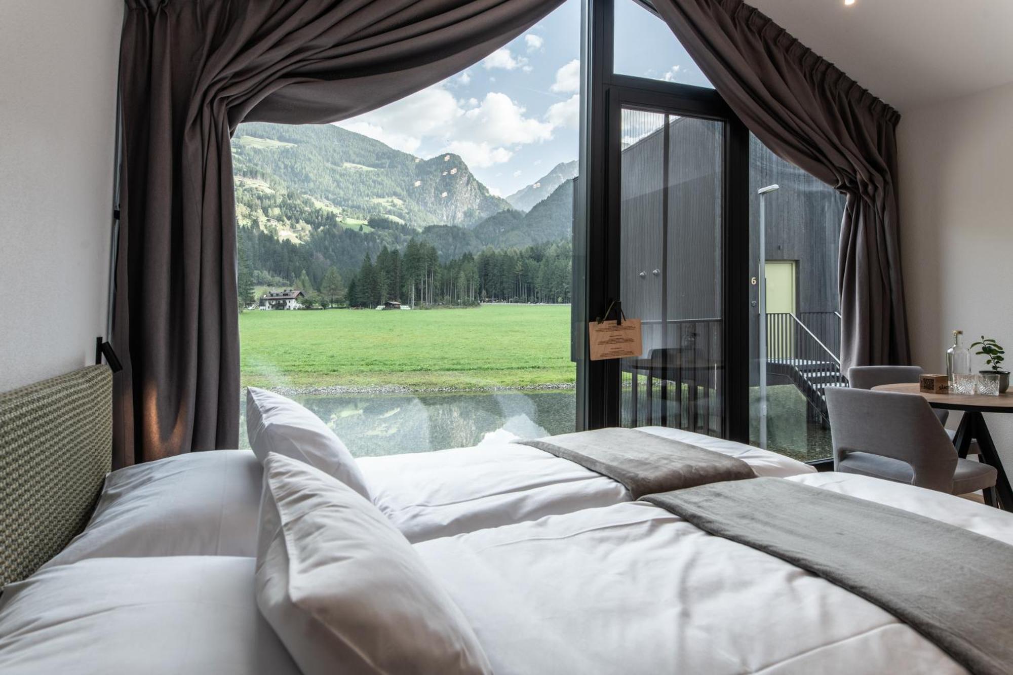 Sandgold Alpine Glamping カンポ・トゥーレス エクステリア 写真