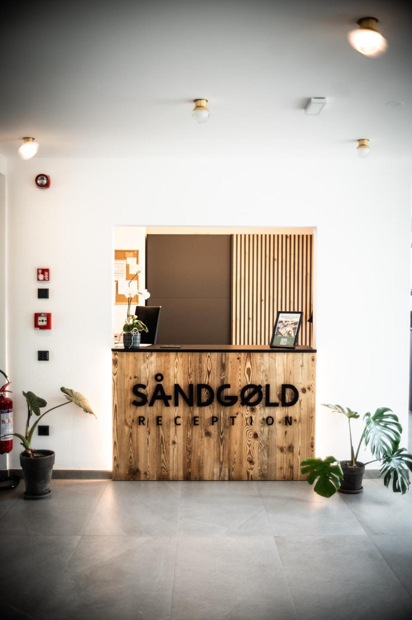 Sandgold Alpine Glamping カンポ・トゥーレス エクステリア 写真